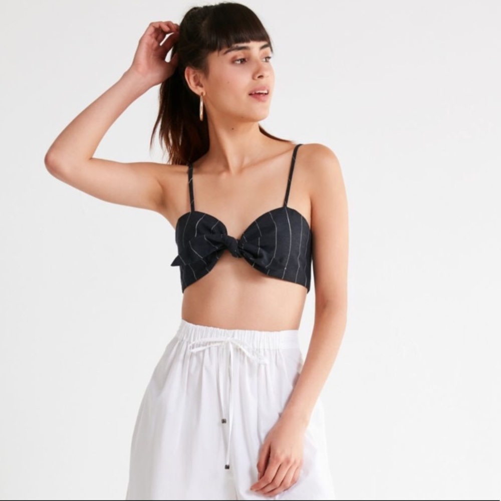 UO Pinstripe tie front bra top size M